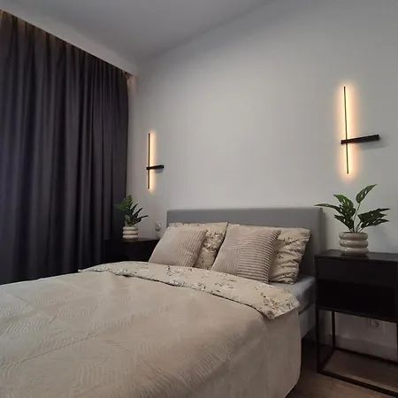 Towarowa Nature Apartment, Free Parking, Air-conditioning, Self Check-in 24h Appartement Poznań