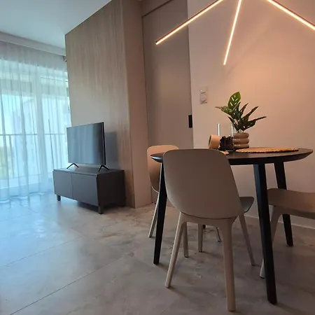 Apartment Towarowa Nature Apartment, Free Parking, Air-conditioning, Self Check-in 24h