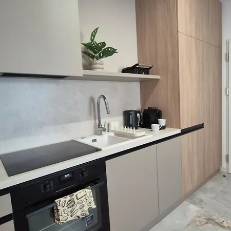 Towarowa Nature Apartment, Free Parking, Air-conditioning, Self Check-in 24h Poznan