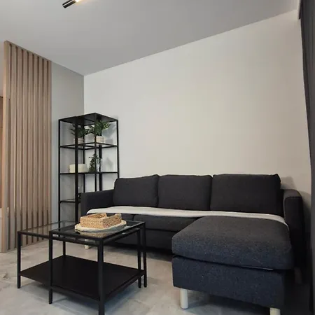 Towarowa Nature Apartment, Free Parking, Air-conditioning, Self Check-in 24h