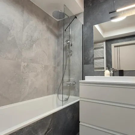 Towarowa Nature Apartment, Free Parking, Air-conditioning, Self Check-in 24h *