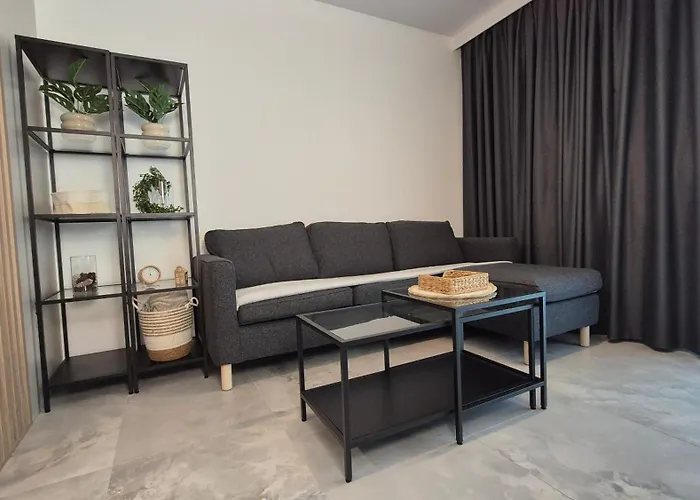 Towarowa Nature Apartment, Free Parking, Air-conditioning, Self Check-in 24h * Poznań